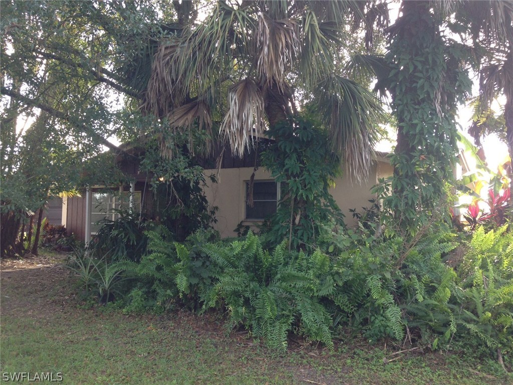 13951 Rod And Gun Club Road, Unit 61 Fort Myers, FL 33913 - Photo 5 of 20 Gallery Image 5