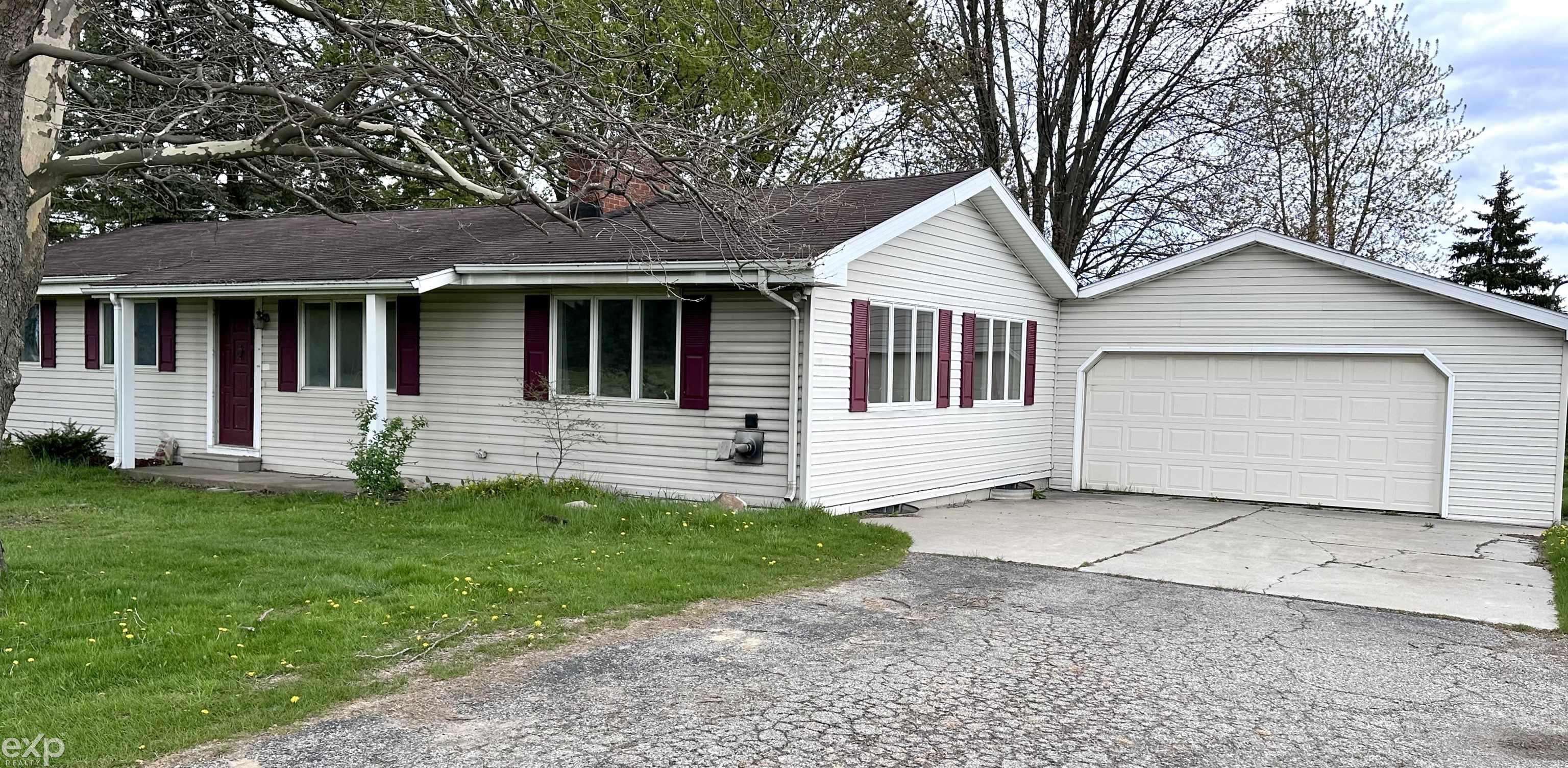 8804 Wildcat Road Jeddo, MI 48032 - Photo 4 of 57