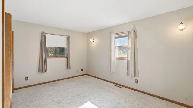 $139,900 | 309 Iowa Street, Elmore, MN 56027