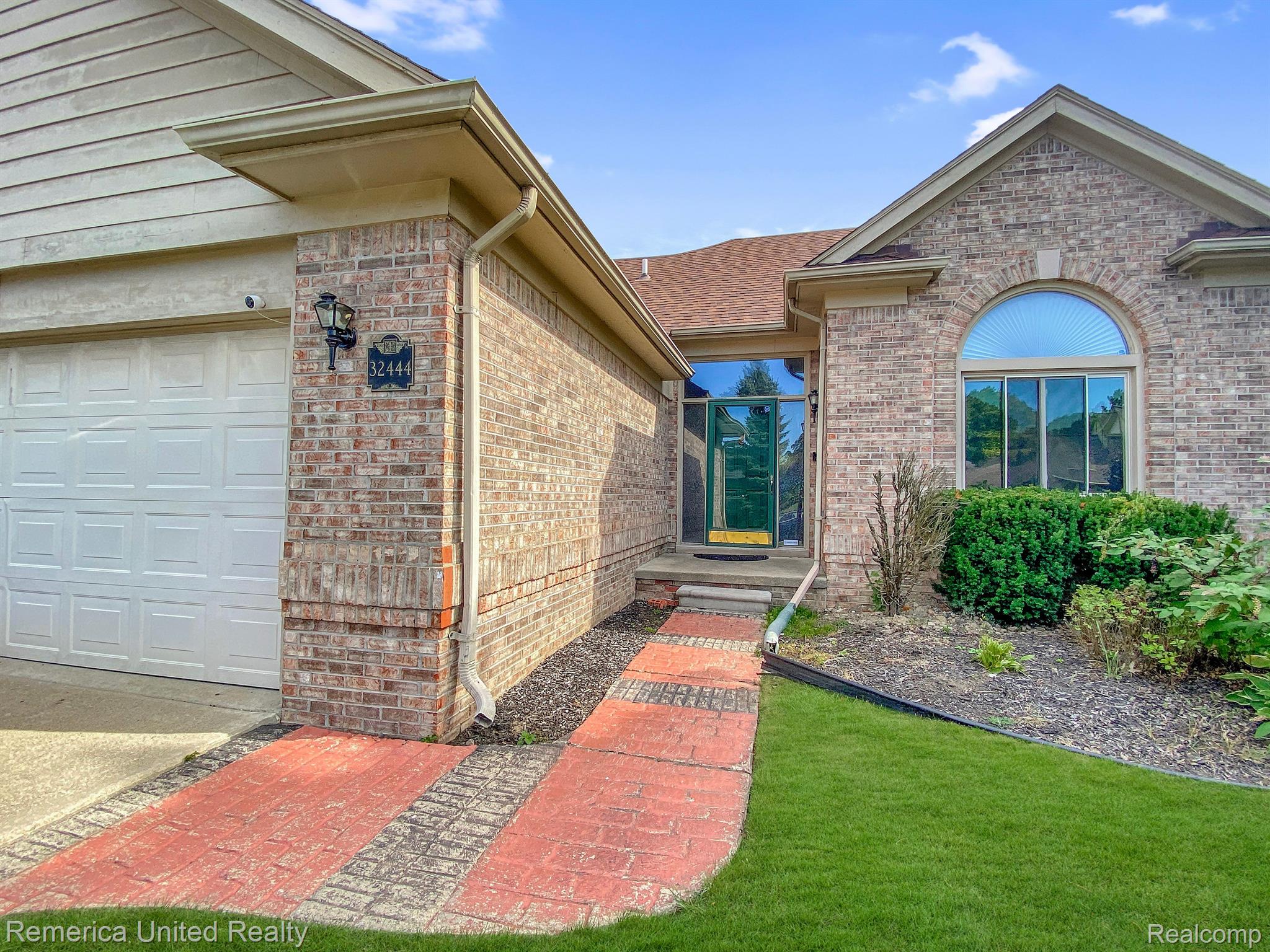 32444 Pine Ridge Drive Warren, MI 48093 - Photo 7 of 33 Gallery Image 7