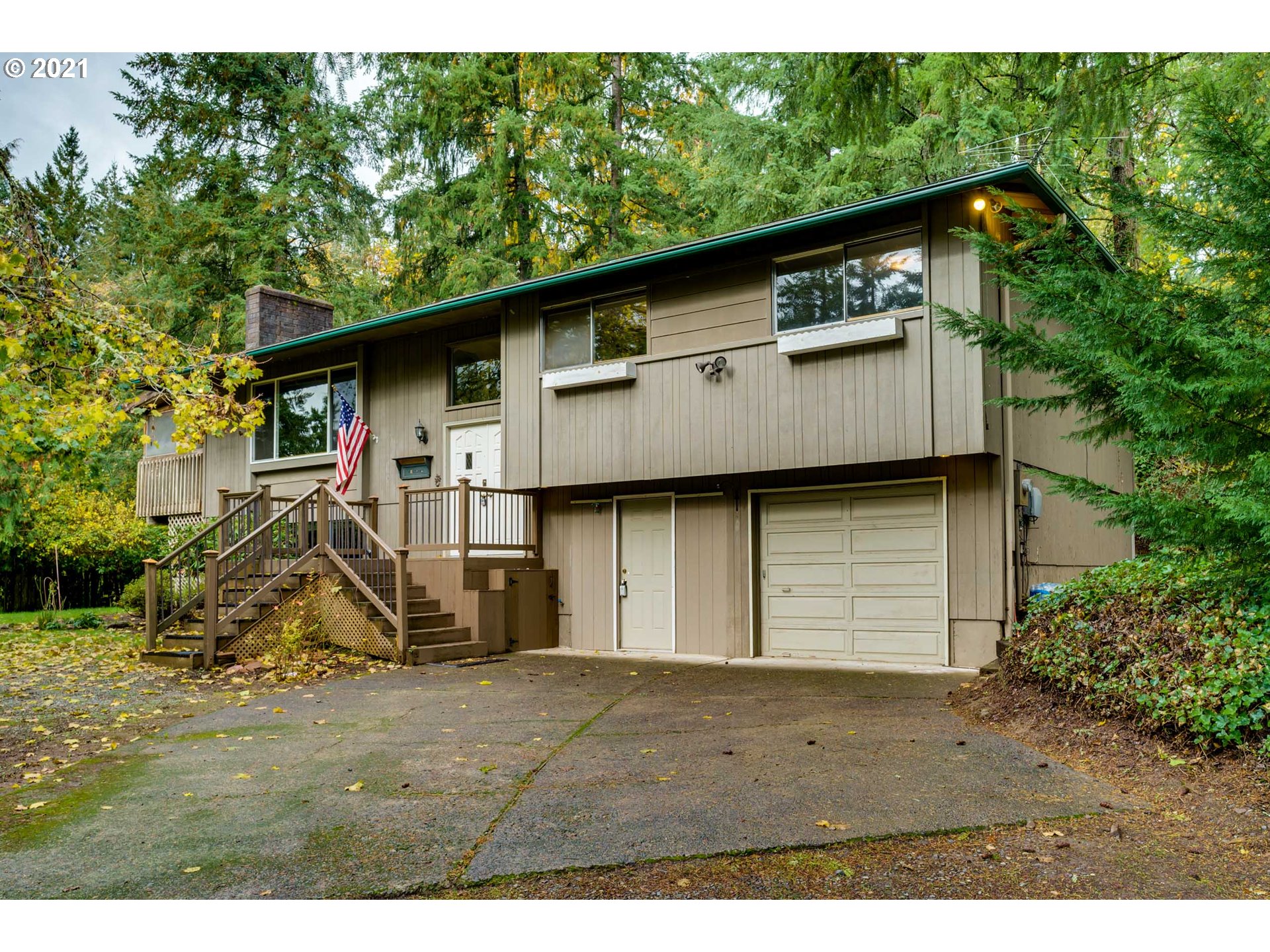 17201 Southeast Tong Road Damascus, OR 97089 - Photo 1 of 21 a house view with a backyard space
