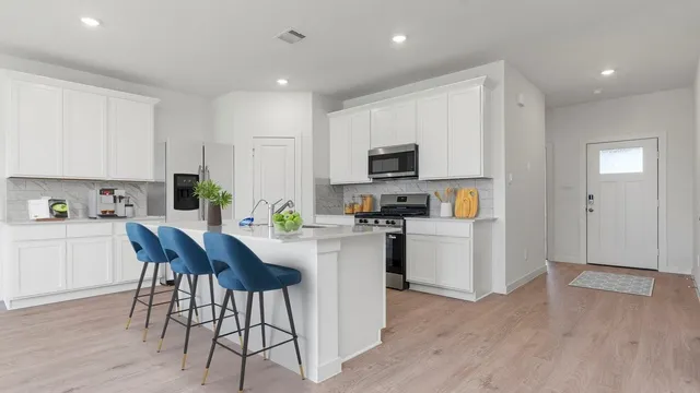 $2,595 | 4334 Camden Lakes Street, Fulshear, TX 77494