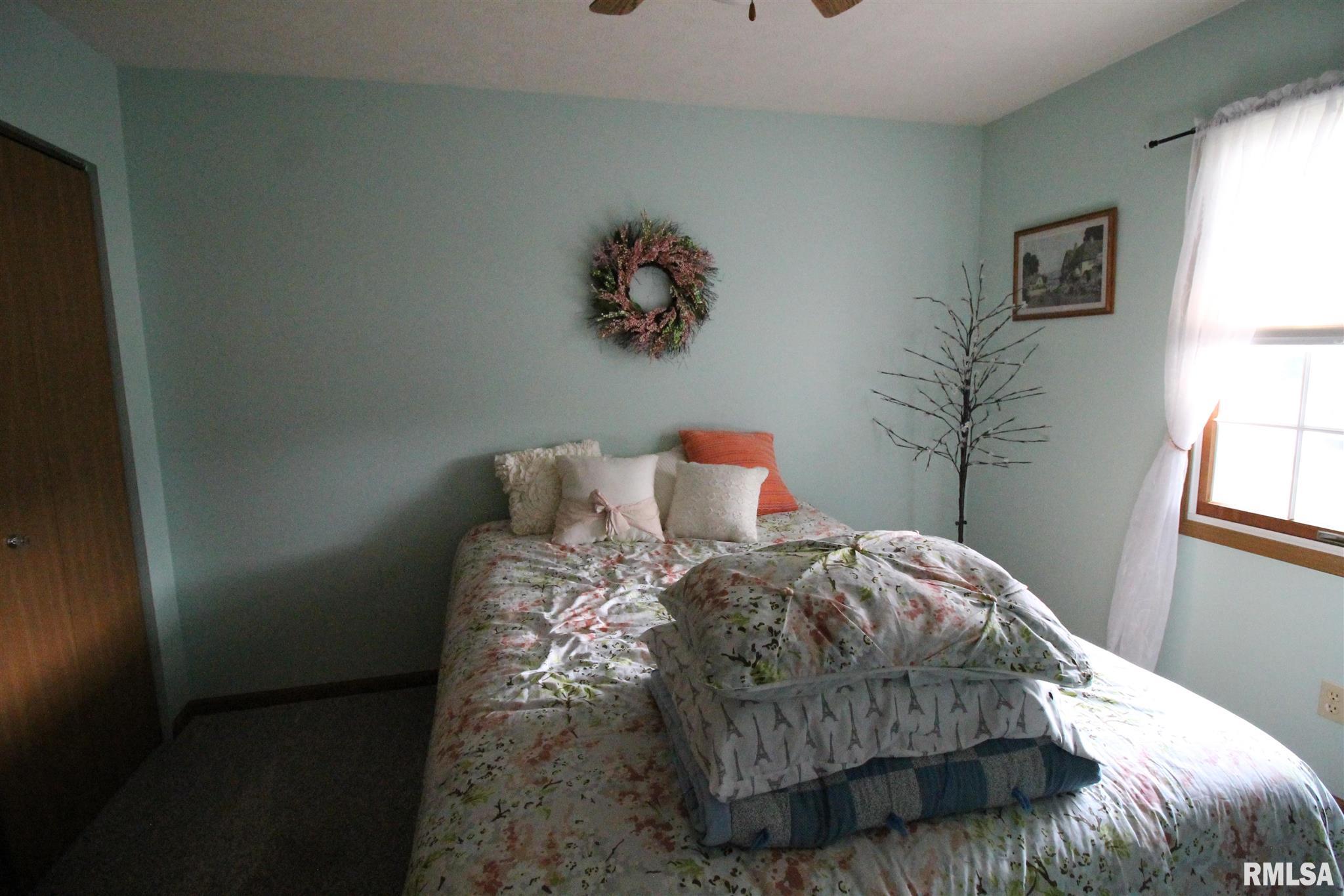 2004 Skipton Road Springfield, IL 62702 - Photo 5 of 9 Gallery Image 5