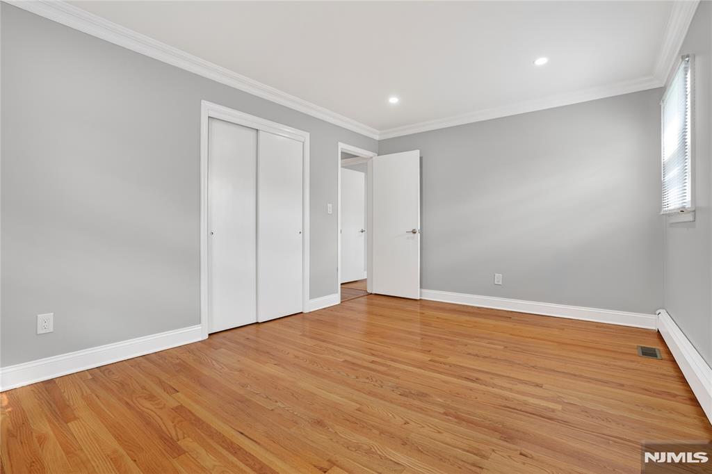 28 1st Street Wallington, NJ 07057 - Photo 10 of 42