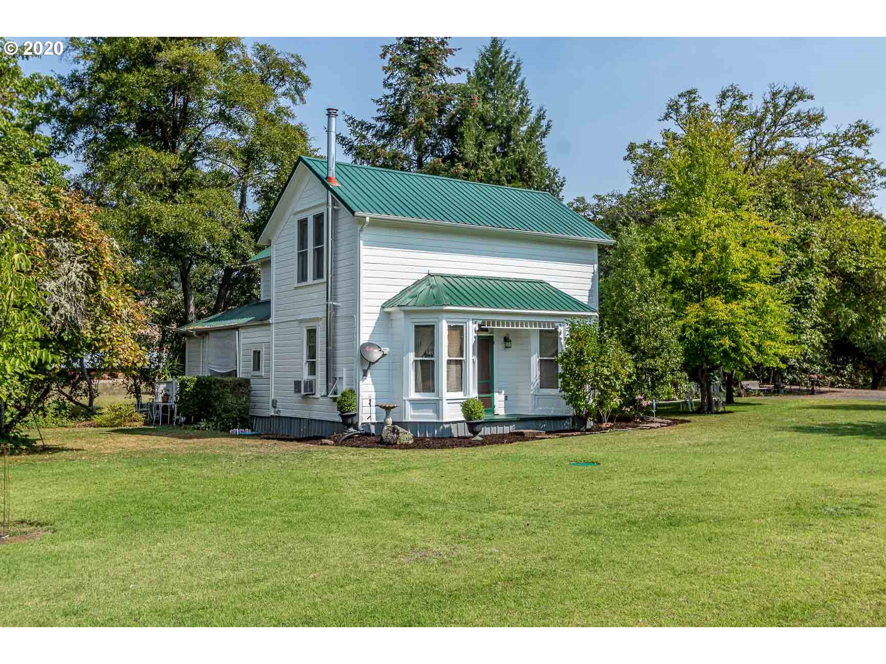 4062 Buckhorn Road Roseburg, OR 97470 - Photo 1 of 28 Gallery Image 1