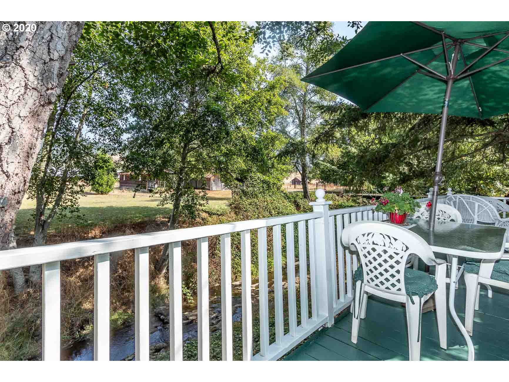 4062 Buckhorn Road Roseburg, OR 97470 - Photo 6 of 28 Gallery Image 6