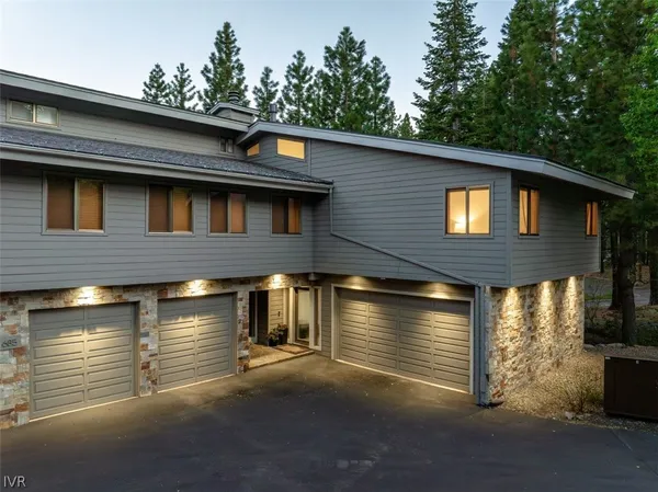 $2,048,000 | 685 Wilson Way, Unit 4, Incline Village, NV 89451