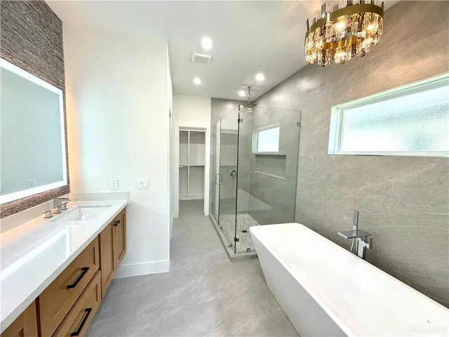 $350,000 | 3713 East Noronha Drive, Edinburg, TX 78542