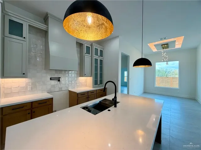 $350,000 | 3713 East Noronha Drive, Edinburg, TX 78542