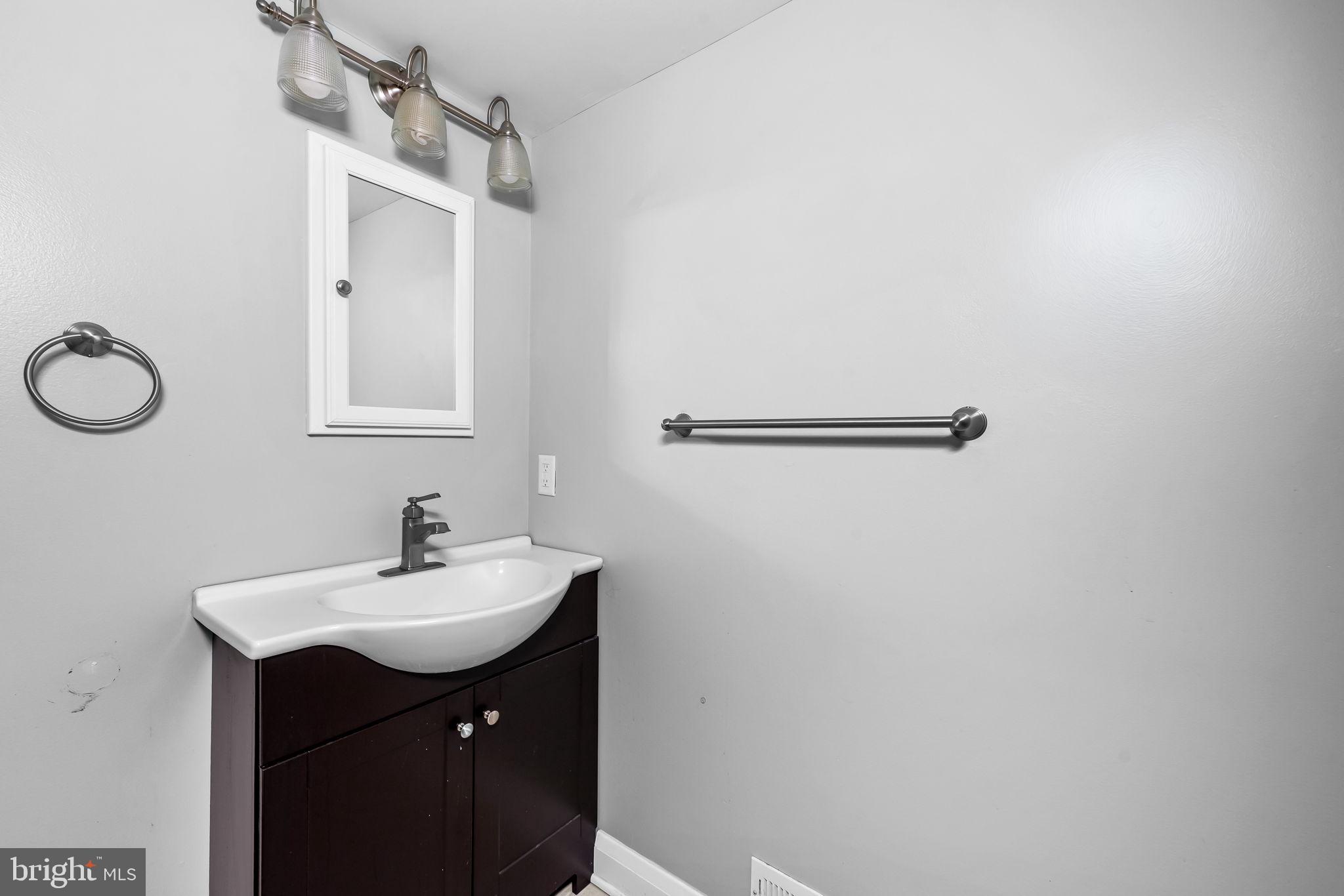 7049 Heathfield Road Baltimore, MD 21212 - Photo 26 of 30