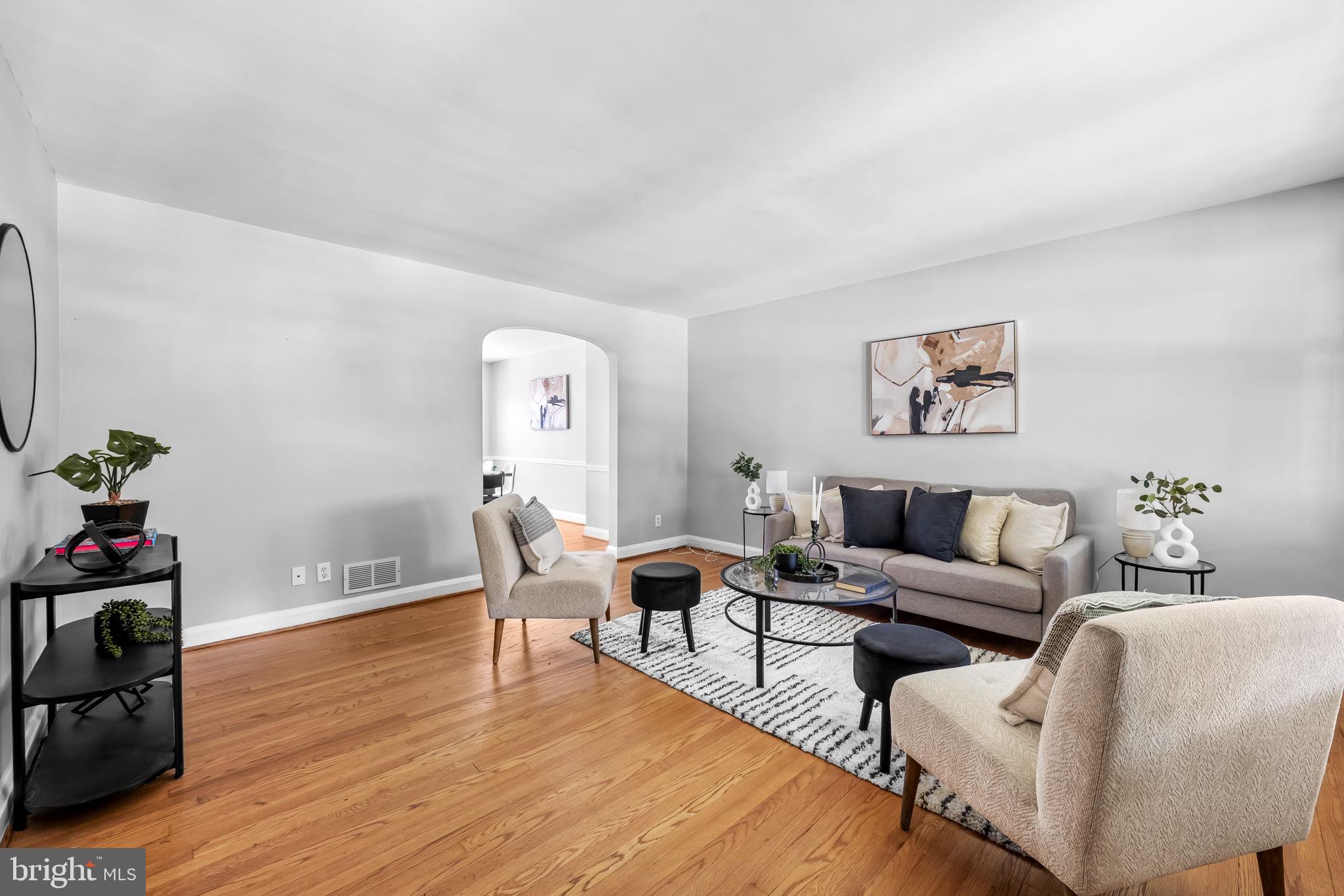 7049 Heathfield Road Baltimore, MD 21212 - Photo 5 of 30