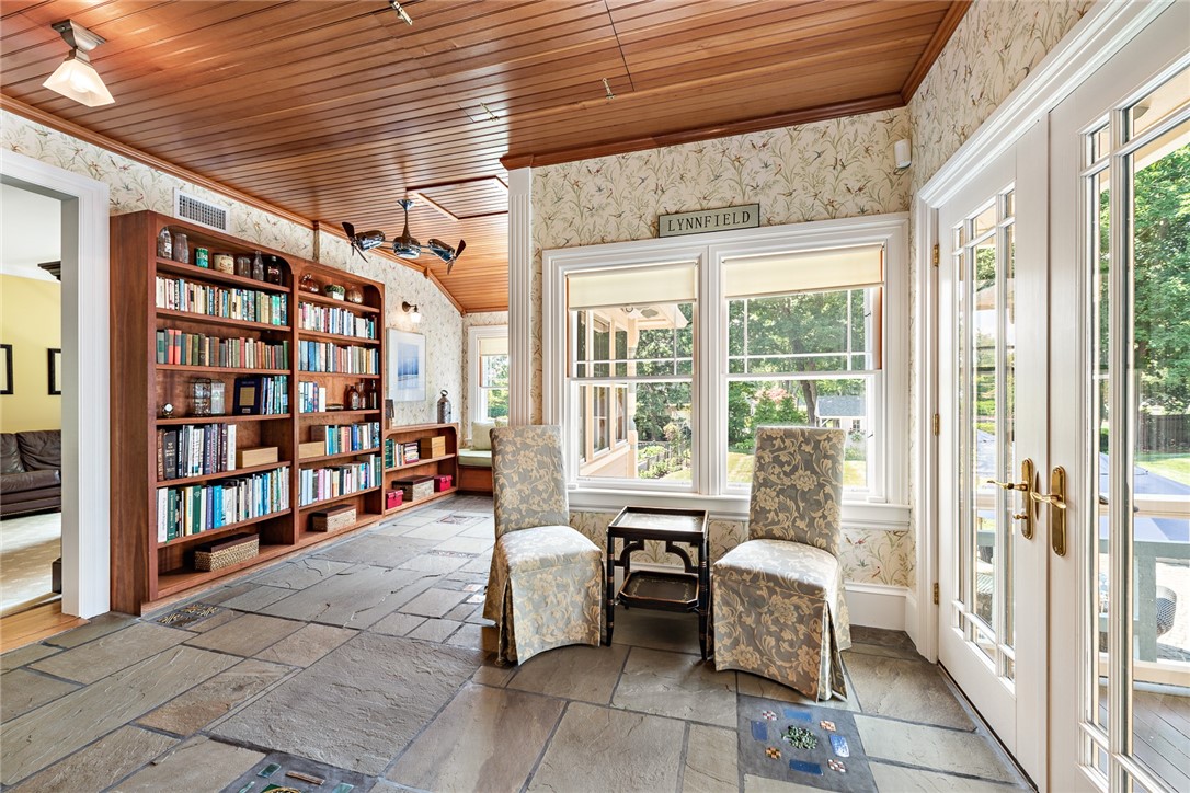 65 Rhode Island Avenue Warwick, RI 02889 - Photo 23 of 50