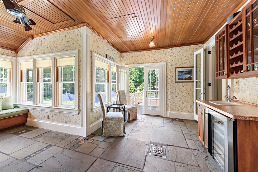 65 Rhode Island Avenue Warwick, RI 02889 - Photo 24 of 50