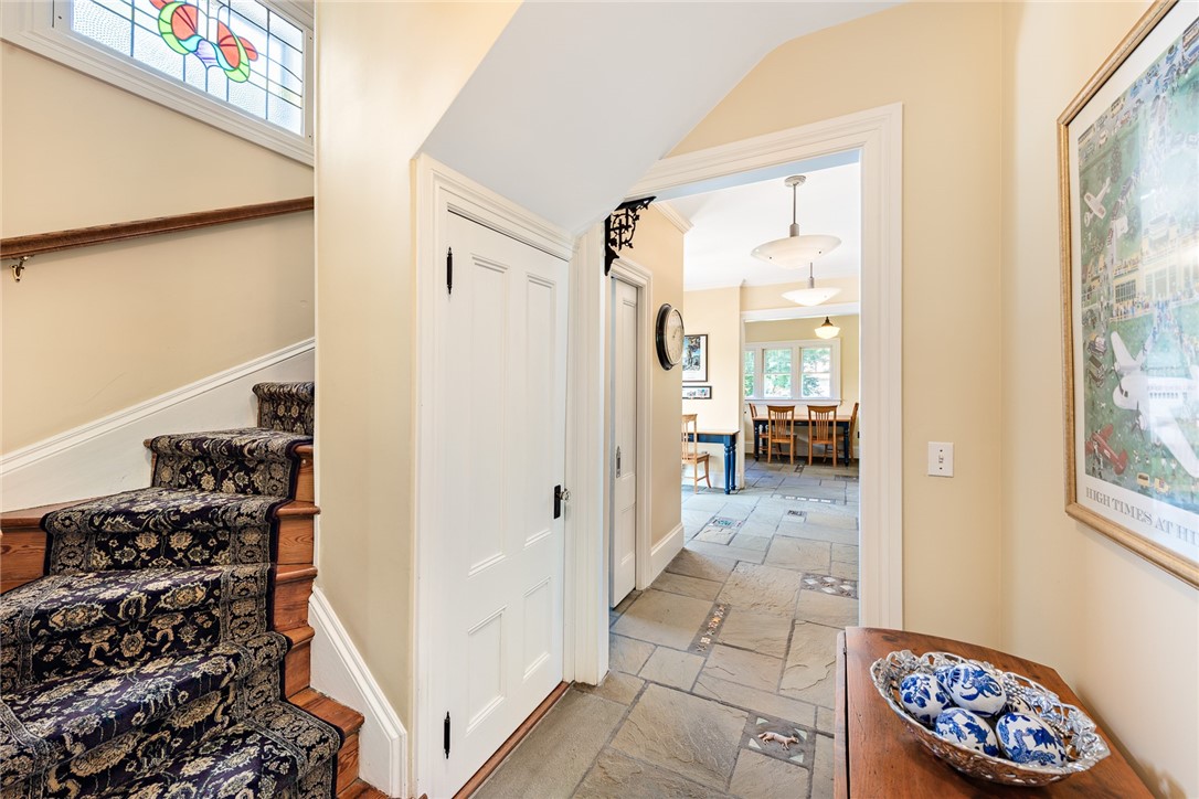 65 Rhode Island Avenue Warwick, RI 02889 - Photo 25 of 50