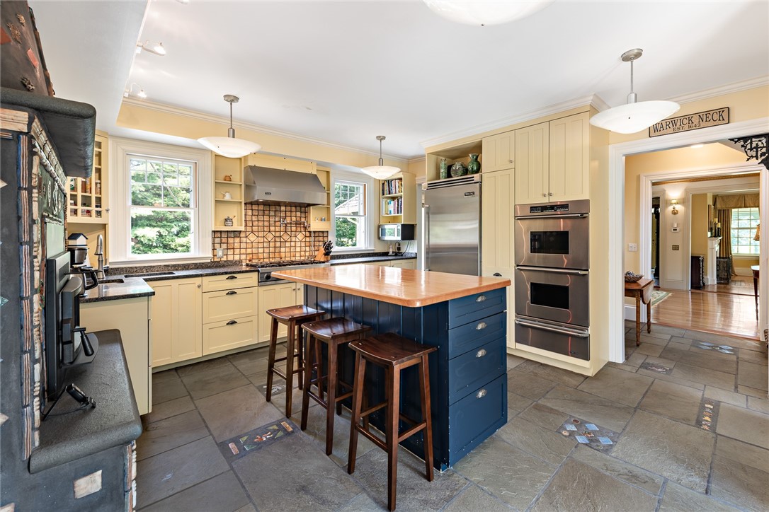 65 Rhode Island Avenue Warwick, RI 02889 - Photo 29 of 50