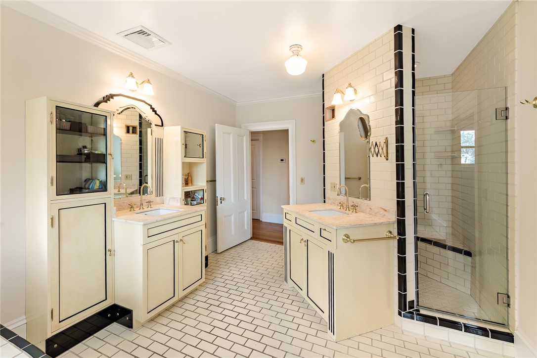 65 Rhode Island Avenue Warwick, RI 02889 - Photo 37 of 50