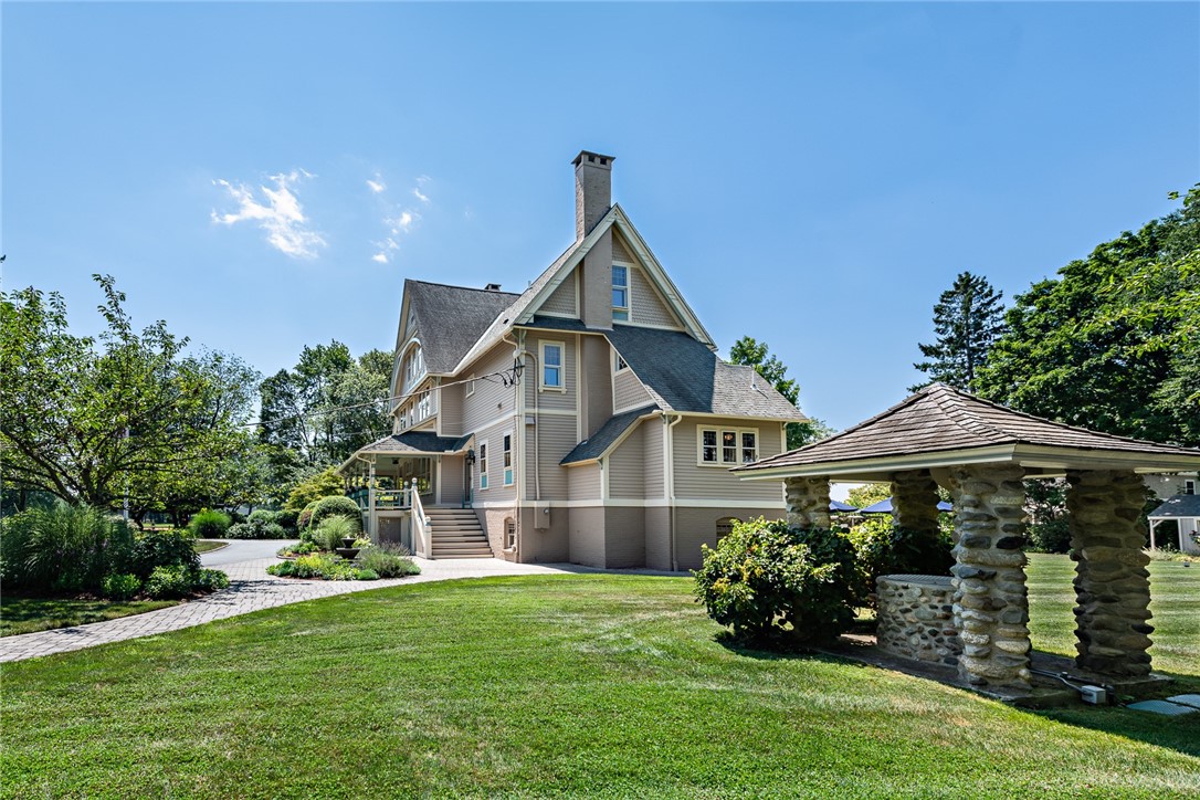 65 Rhode Island Avenue Warwick, RI 02889 - Photo 6 of 50