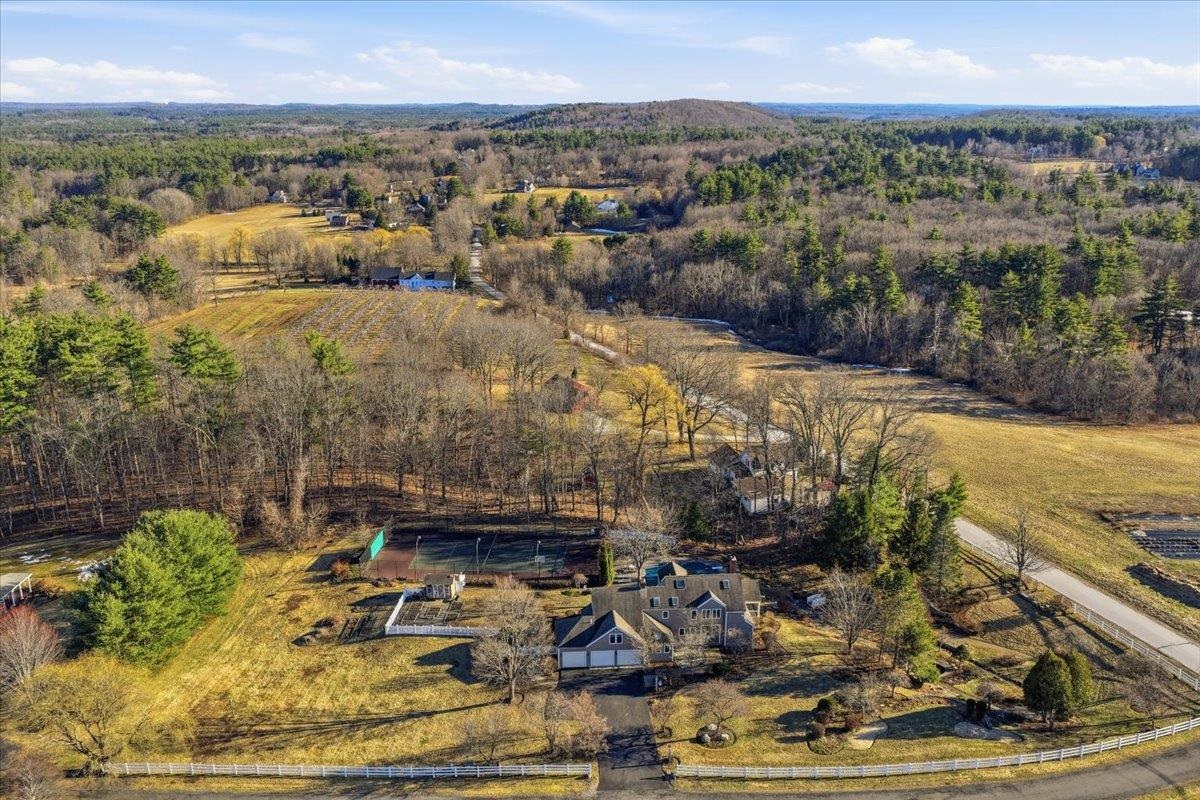 98 Dow Road Hollis, NH 03049 - Photo 49 of 60