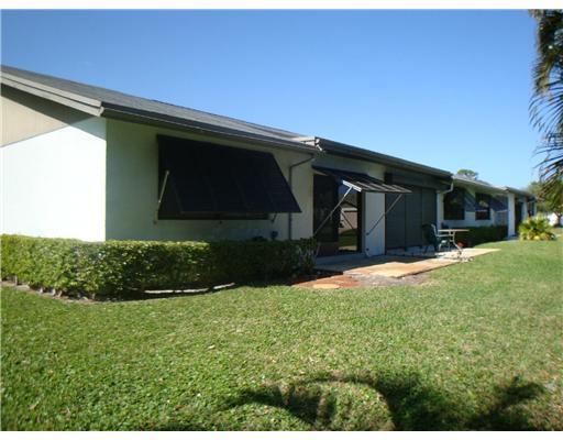 15 Ridge Pointe Drive, Unit D Boynton Beach, FL 33435 - Photo 2 of 16 Additional Photo