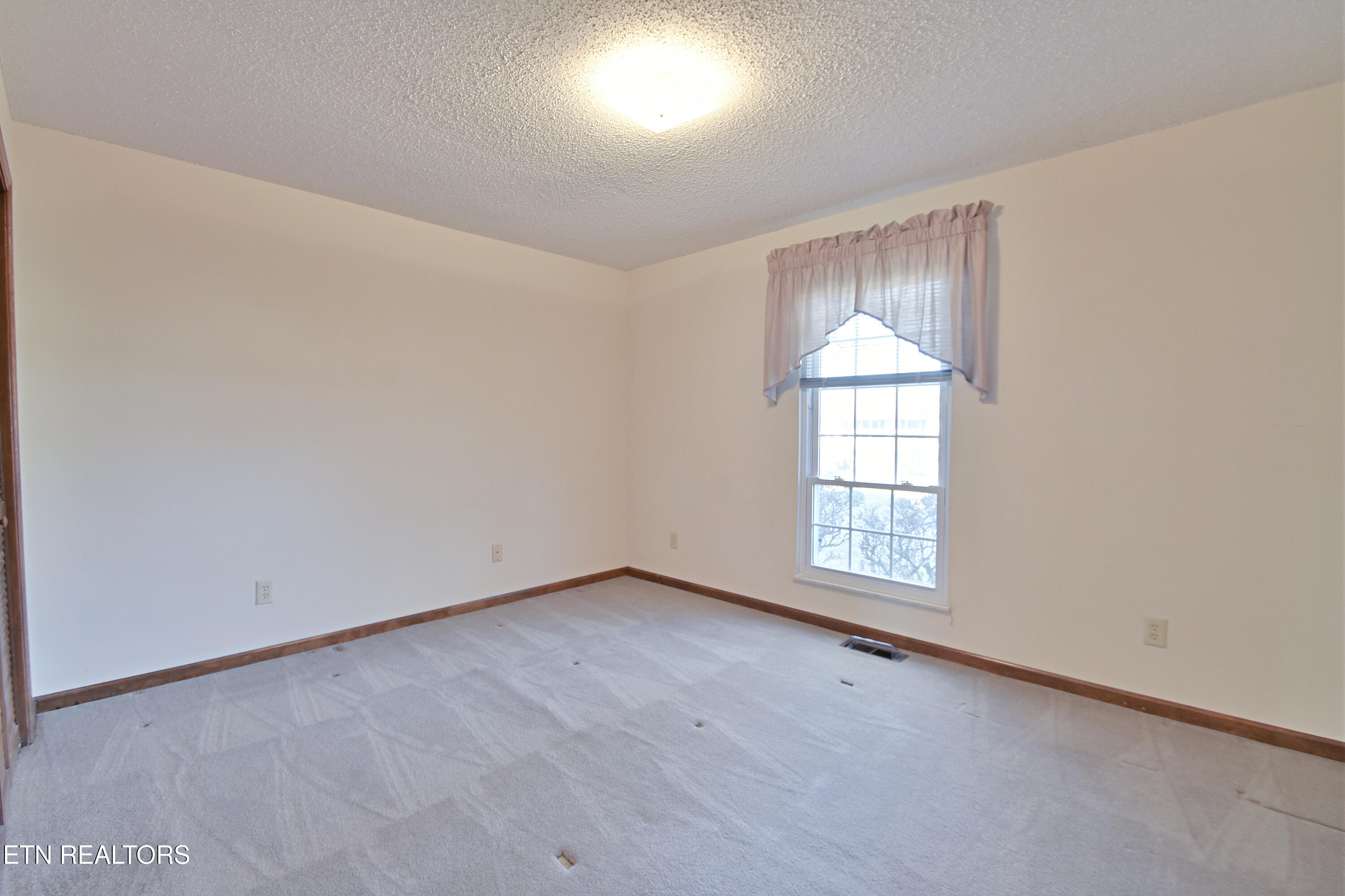 6917 Chartwell Road Knoxville, TN 37931 - Photo 13 of 21 DSC_1422