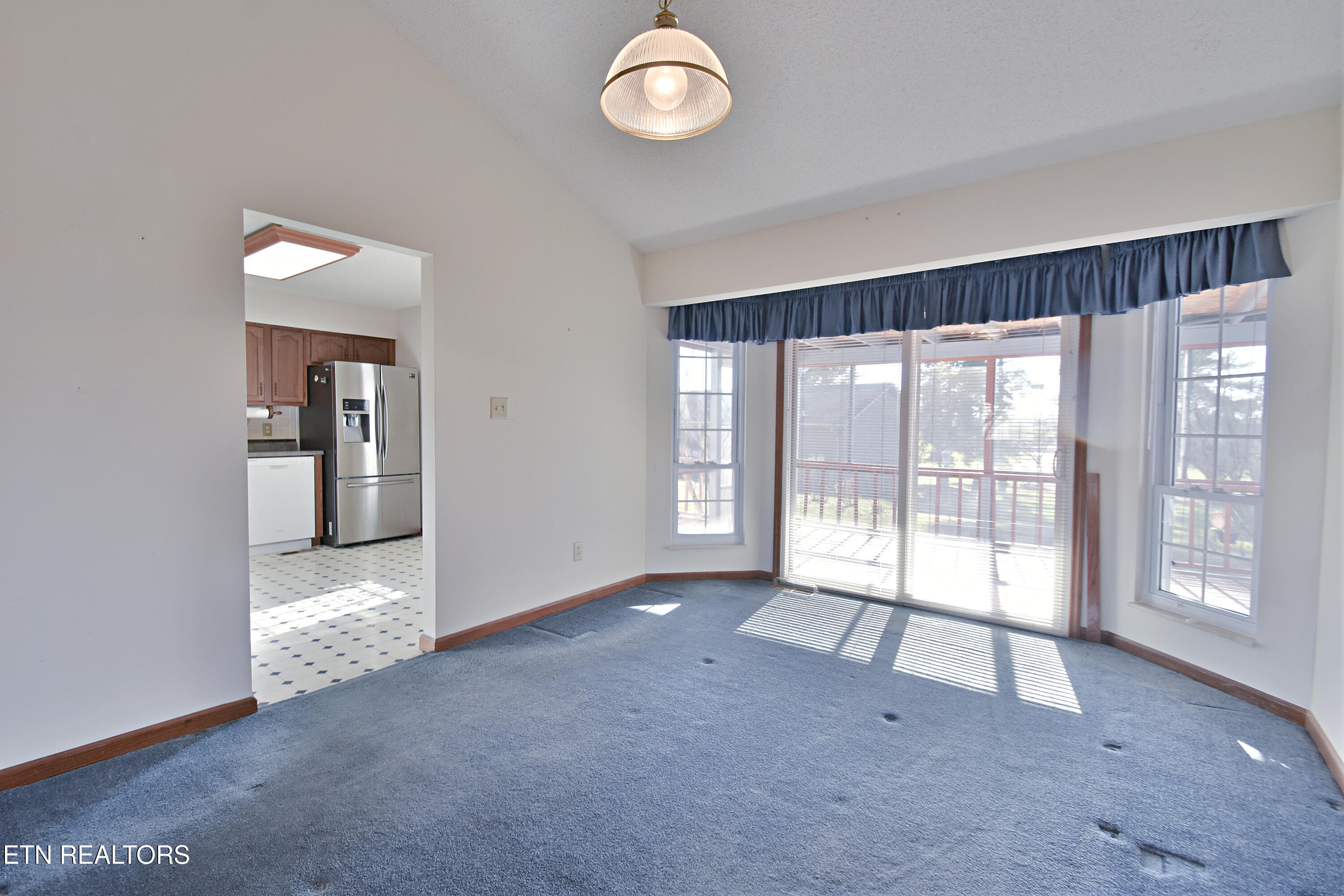 6917 Chartwell Road Knoxville, TN 37931 - Photo 5 of 21 DSC_1401