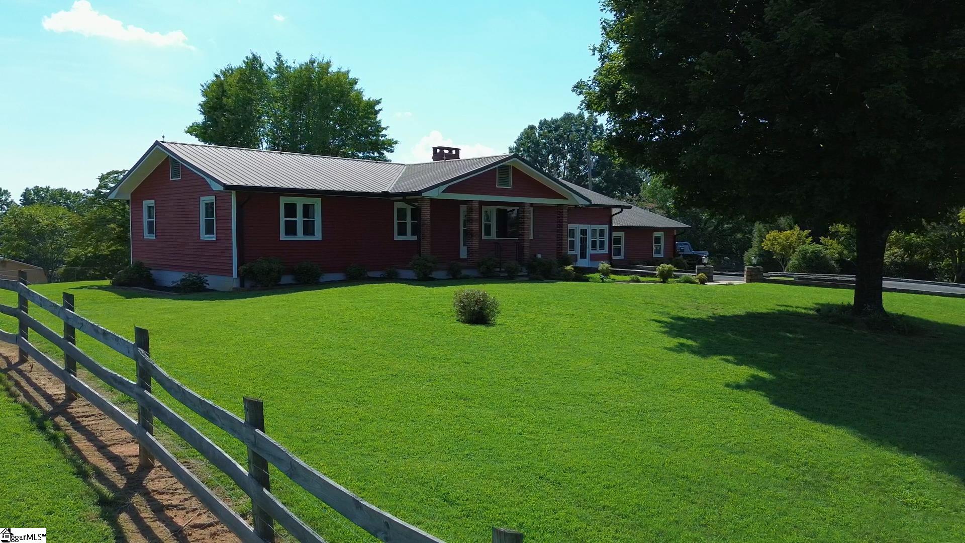 236 Jackson Grove Road Columbus, NC 28722 - Photo 4 of 44 Gallery Image 4