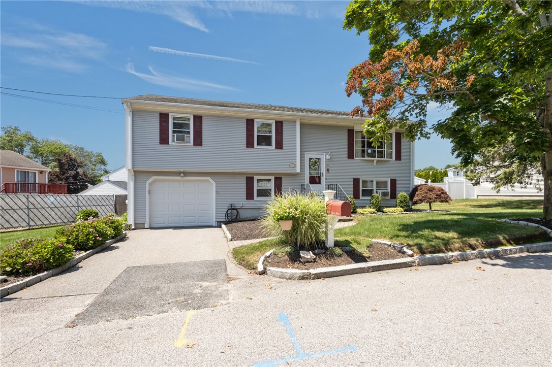 123 Rice Avenue East Providence, RI 02914 - Photo 29 of 38