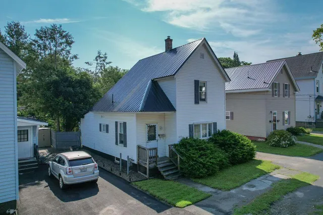$298,000 | 177 Birch Street, Bangor, ME 04401