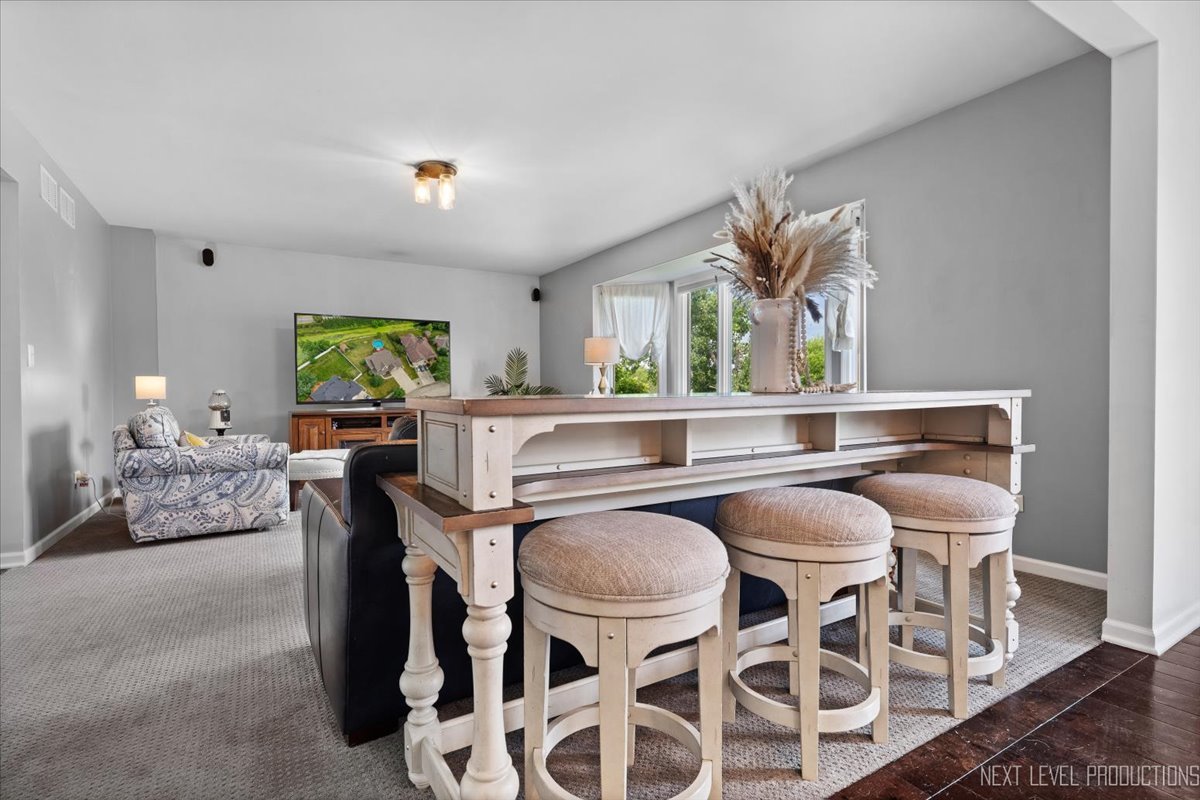 1285 O'Connell Circle New Lenox, IL 60451 - Photo 16 of 42 a dining room with furniture and window