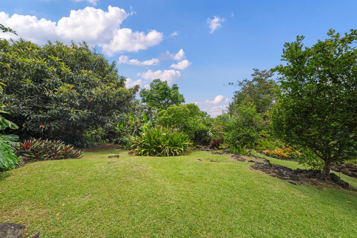 85-4563 Hawaii Belt Road Captain Cook, HI 96704 - Photo 20 of 30 a view of yard with green space