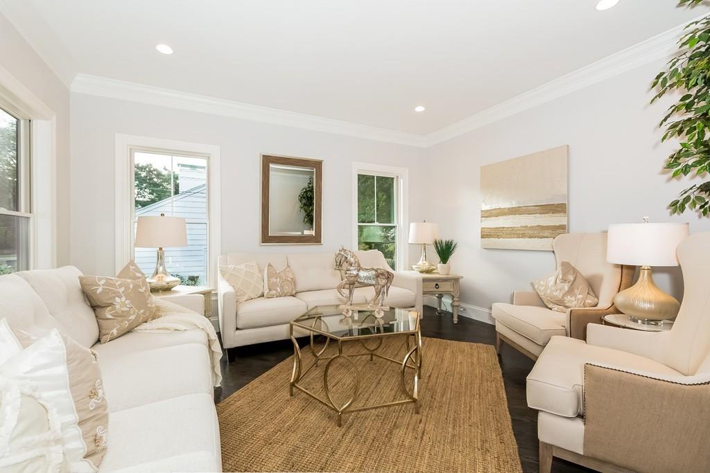 33 Warren Road Newton, MA 02468 - Photo 3 of 13