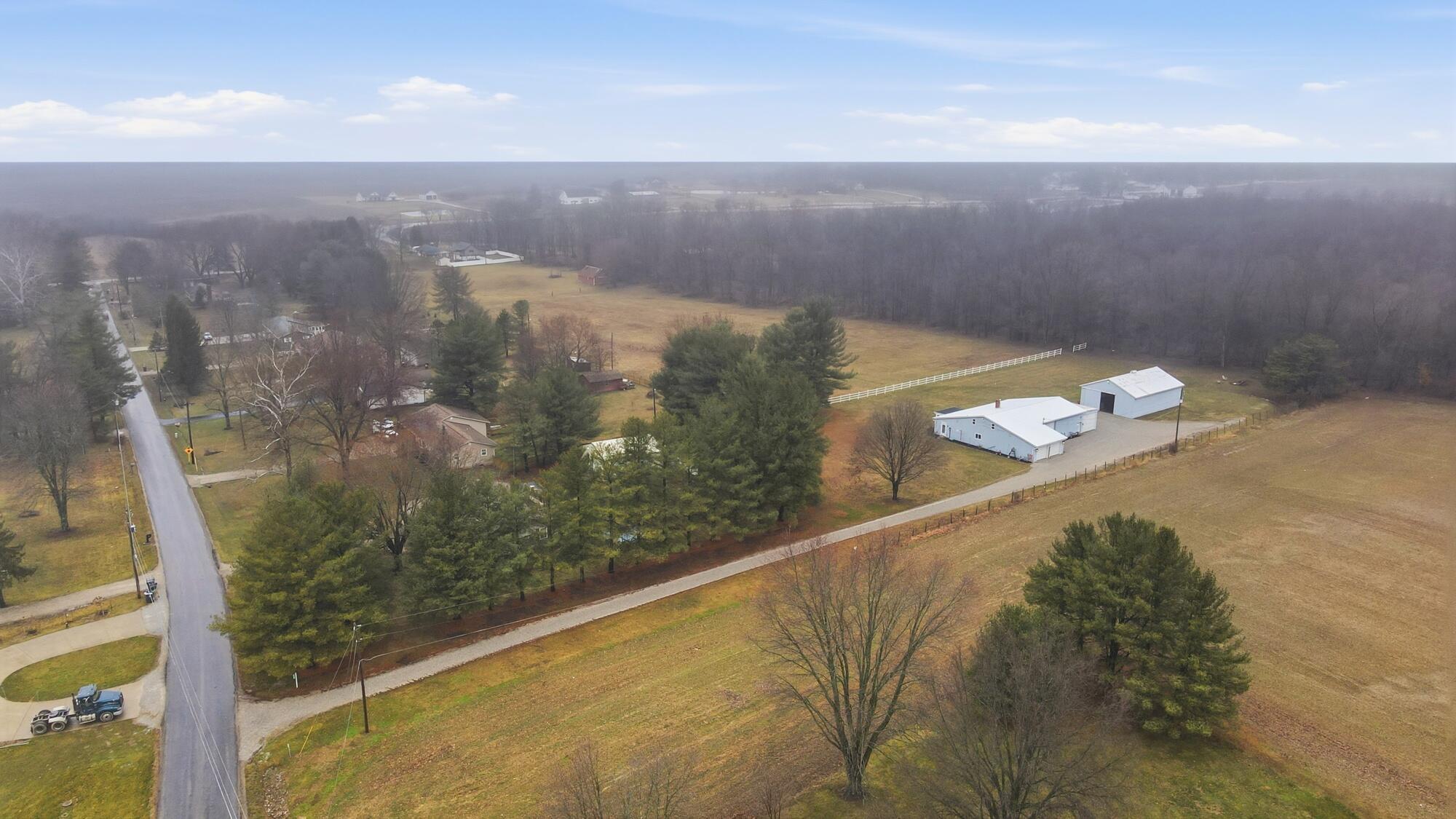 2270 Ginder Road Northwest Lancaster, OH 43130 - Photo 2 of 99