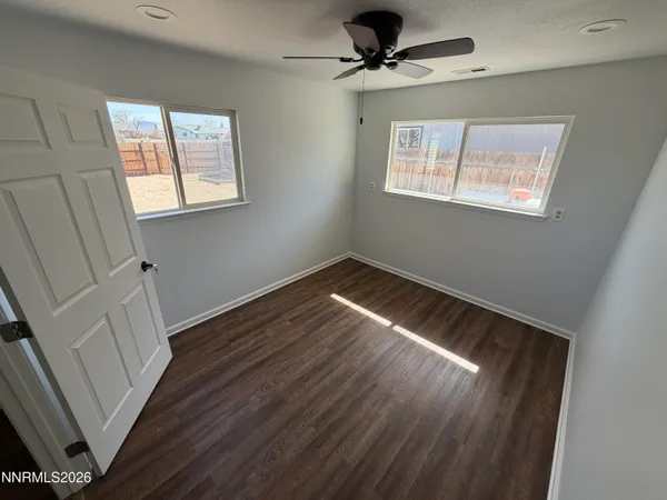 $369,999 | 14 Pebble Beach Lane, Yerington, NV 89447