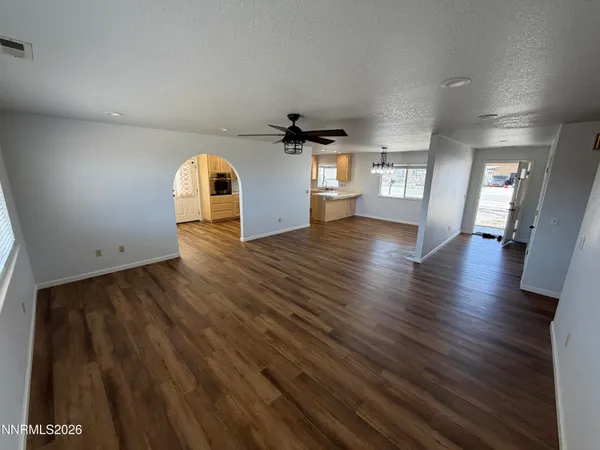 $369,999 | 14 Pebble Beach Lane, Yerington, NV 89447