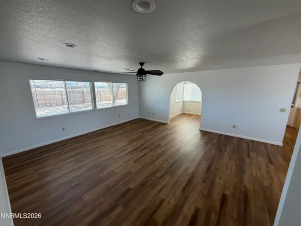 $369,999 | 14 Pebble Beach Lane, Yerington, NV 89447