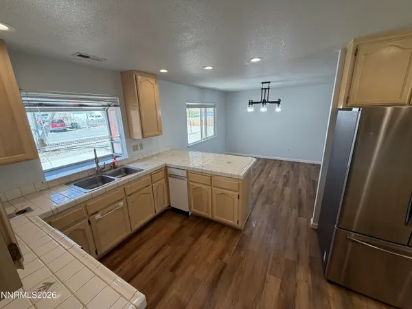 $369,999 | 14 Pebble Beach Lane, Yerington, NV 89447