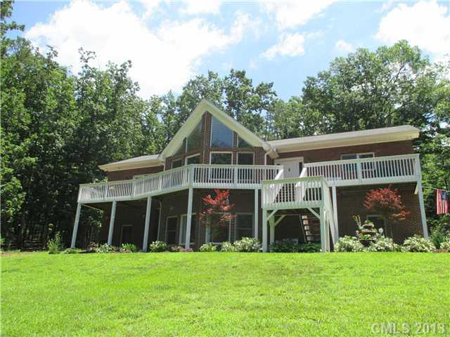 525 Compton Road Clover, SC 29710 - Photo 1 of 16 Gallery Image 1