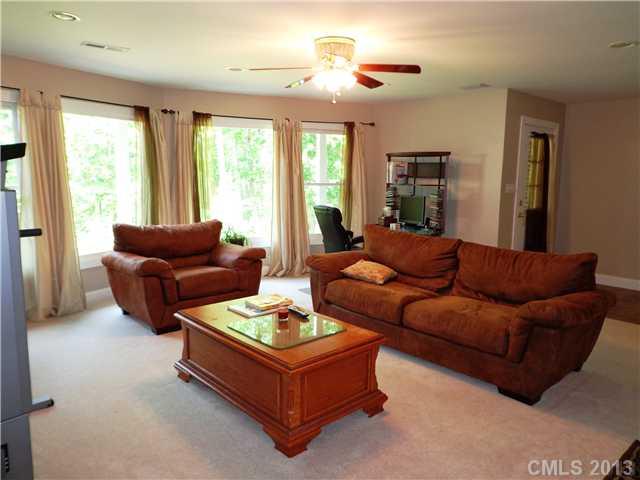 525 Compton Road Clover, SC 29710 - Photo 14 of 16 Gallery Image 14