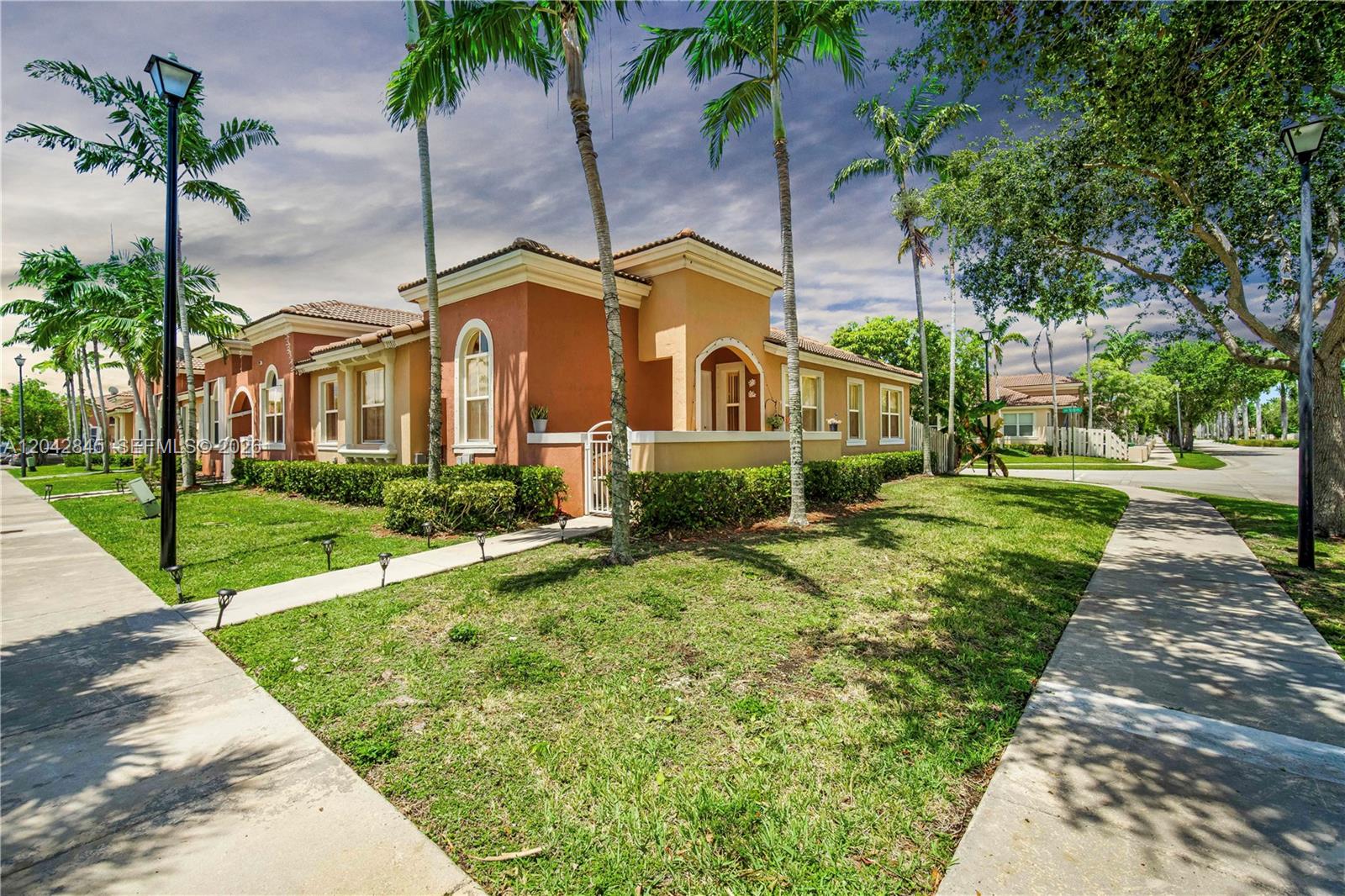 23801 Southwest 109th Place Homestead, FL 33032 - Photo 7 of 42