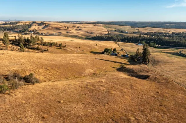 $400,000 | 10900 South Silver Hill Road, Spokane, WA 99223