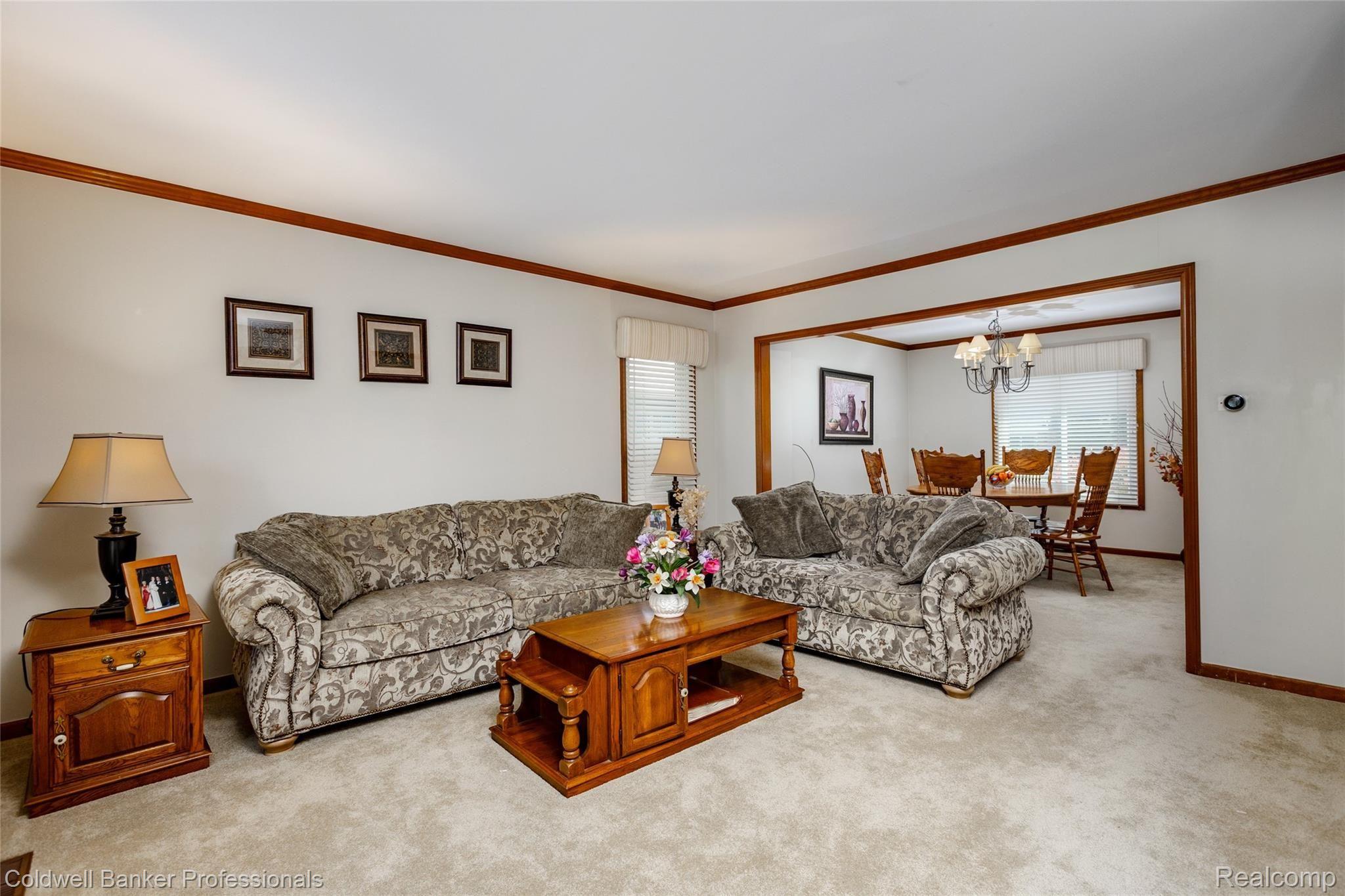 45357 Glengarry Road Canton, MI 48188 - Photo 16 of 45 45357 Glengarry L016.jpg