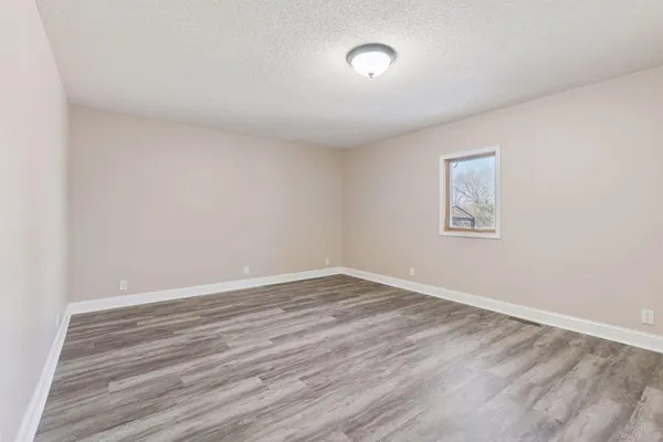 $924,900 | 14319 214th Avenue Northwest, Elk River, MN 55330