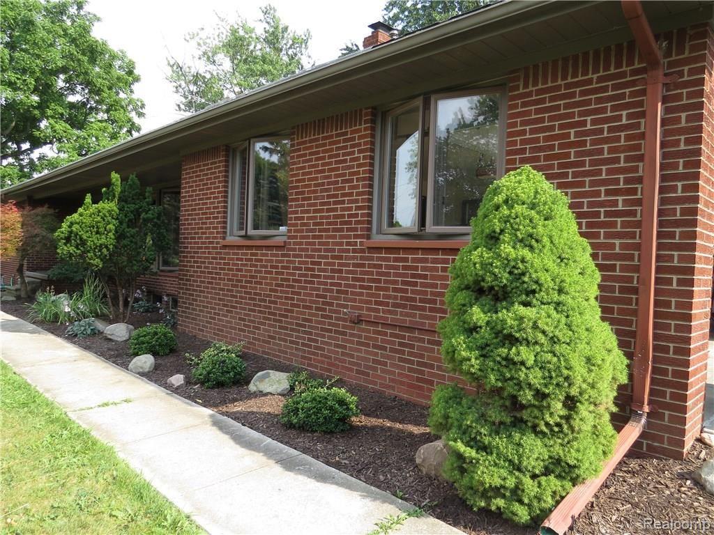 6075 Lahring Road Linden, MI 48451 - Photo 48 of 60 IMG_9042.JPG