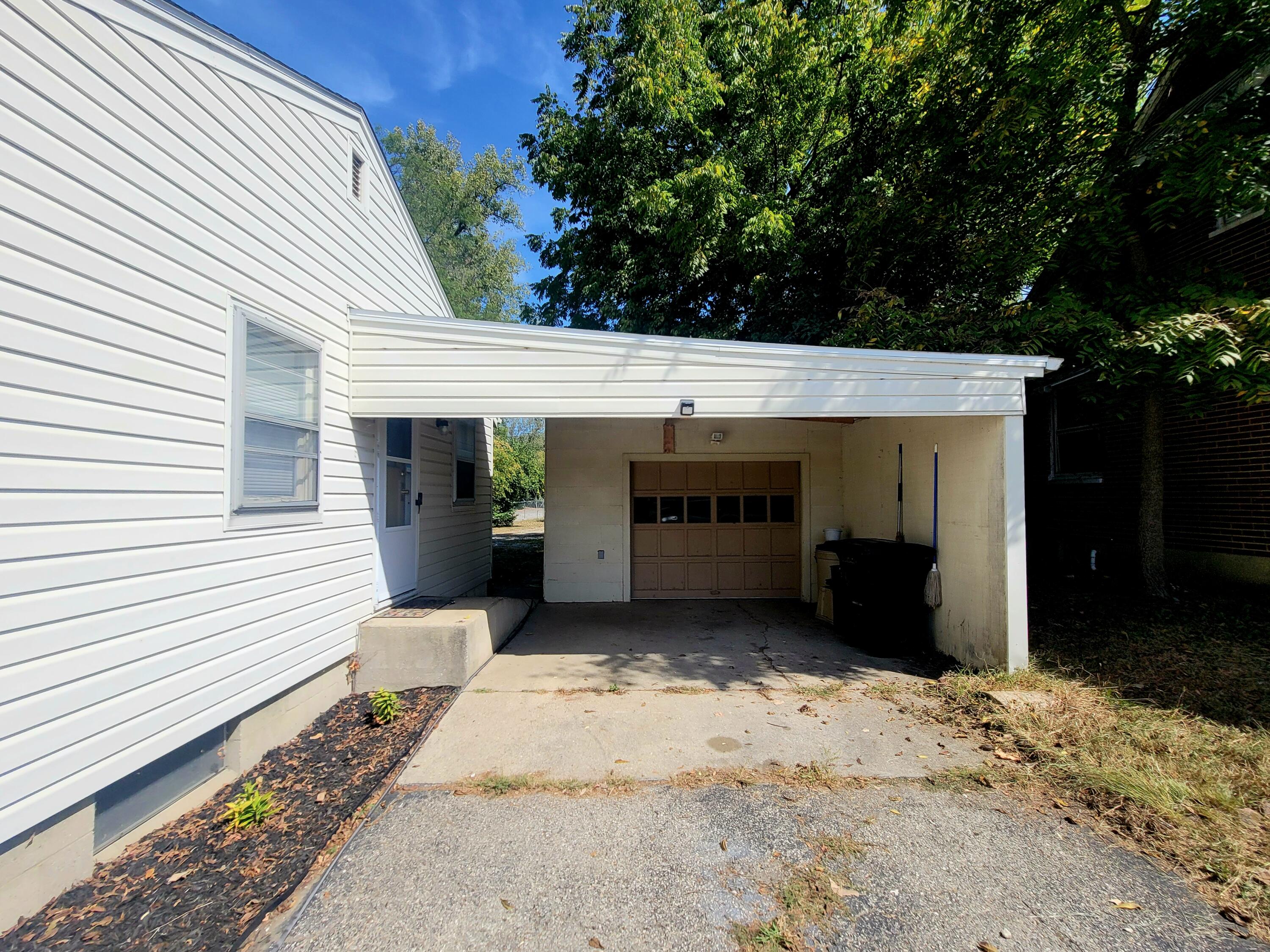 2948 West National Road, Unit 2952 Springfield, OH 45504 - Photo 4 of 31