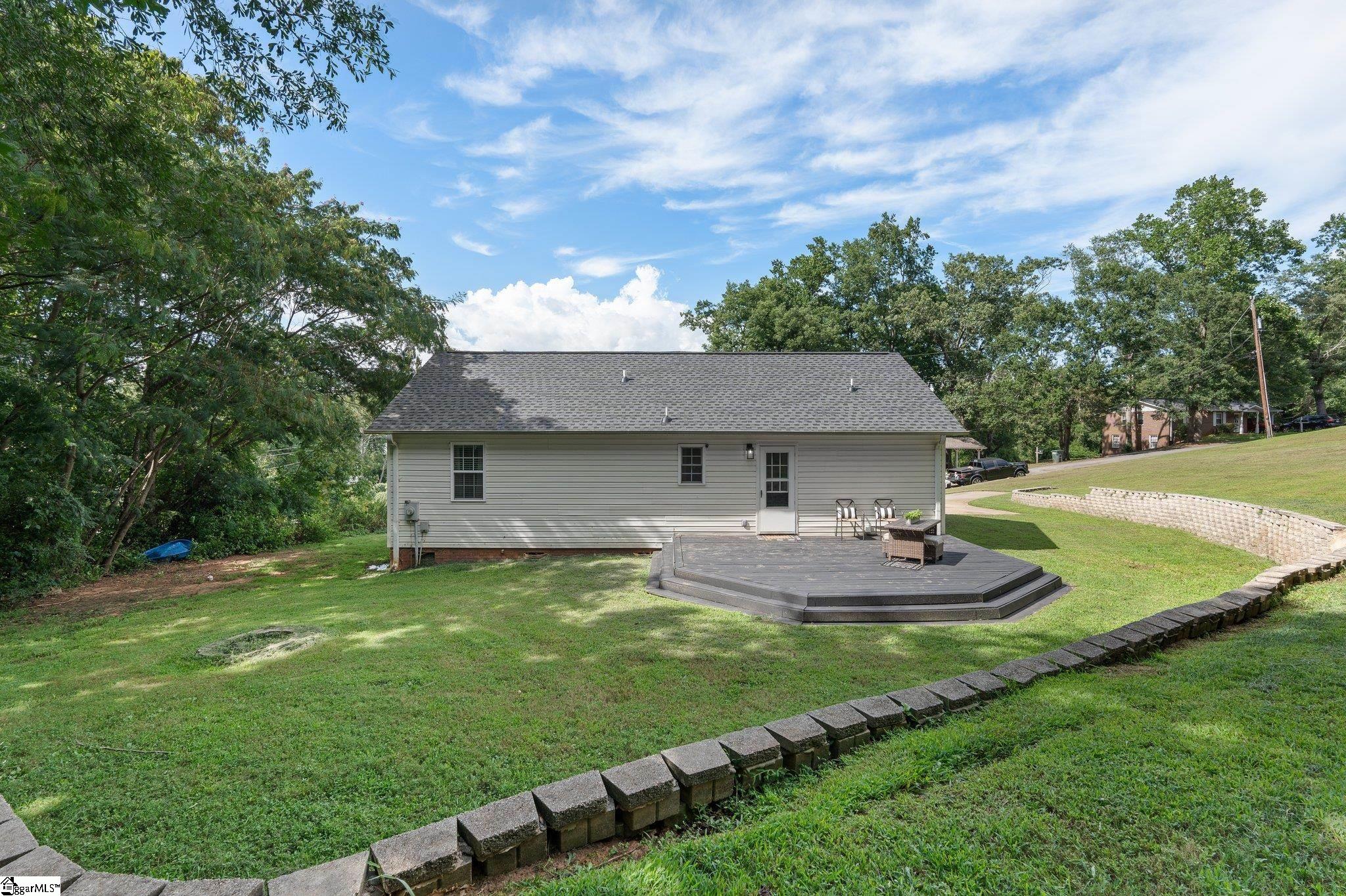 102 Homeland Road Pickens, SC 29671 - Photo 18 of 21 Gallery Image 18