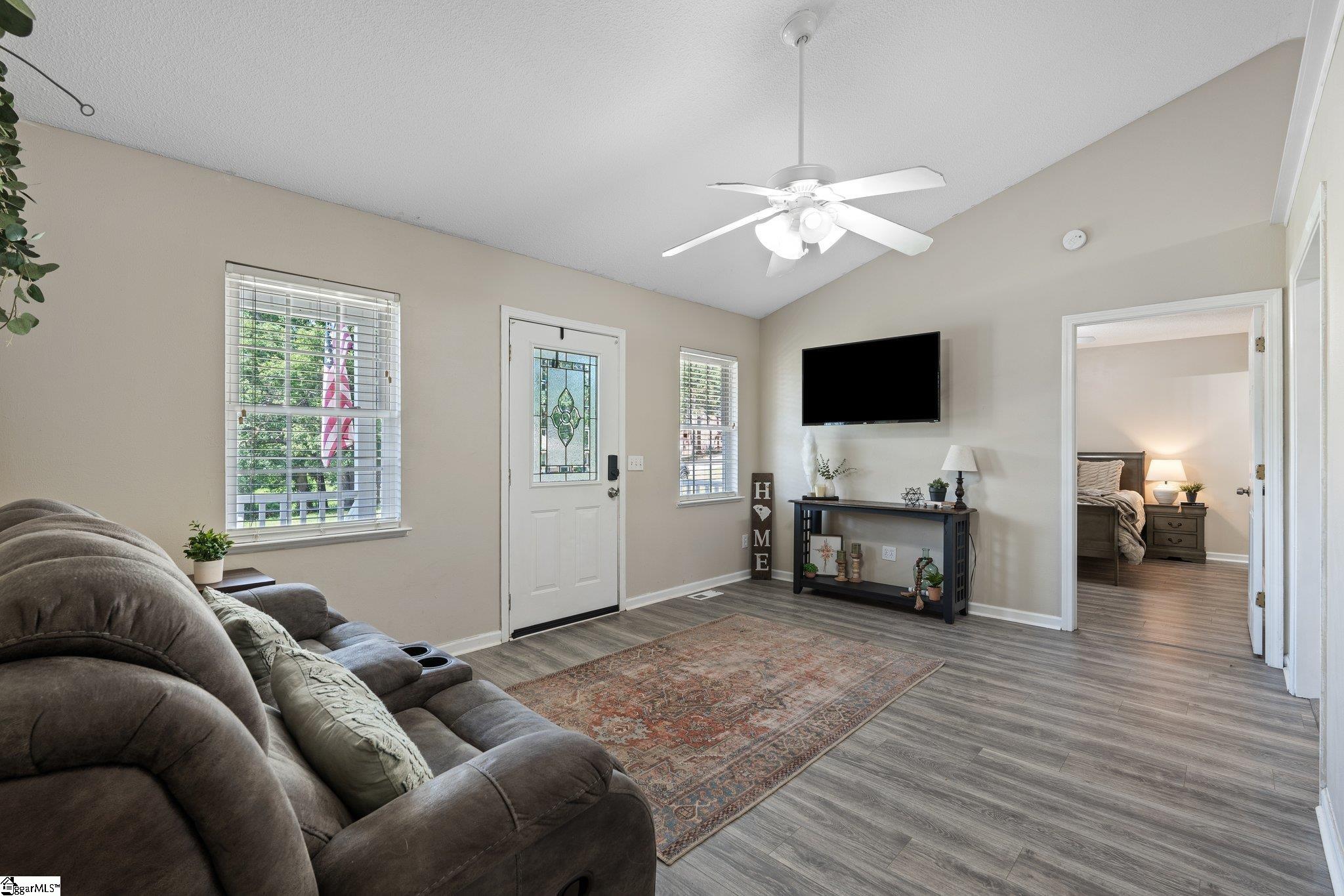 102 Homeland Road Pickens, SC 29671 - Photo 4 of 21 Gallery Image 4