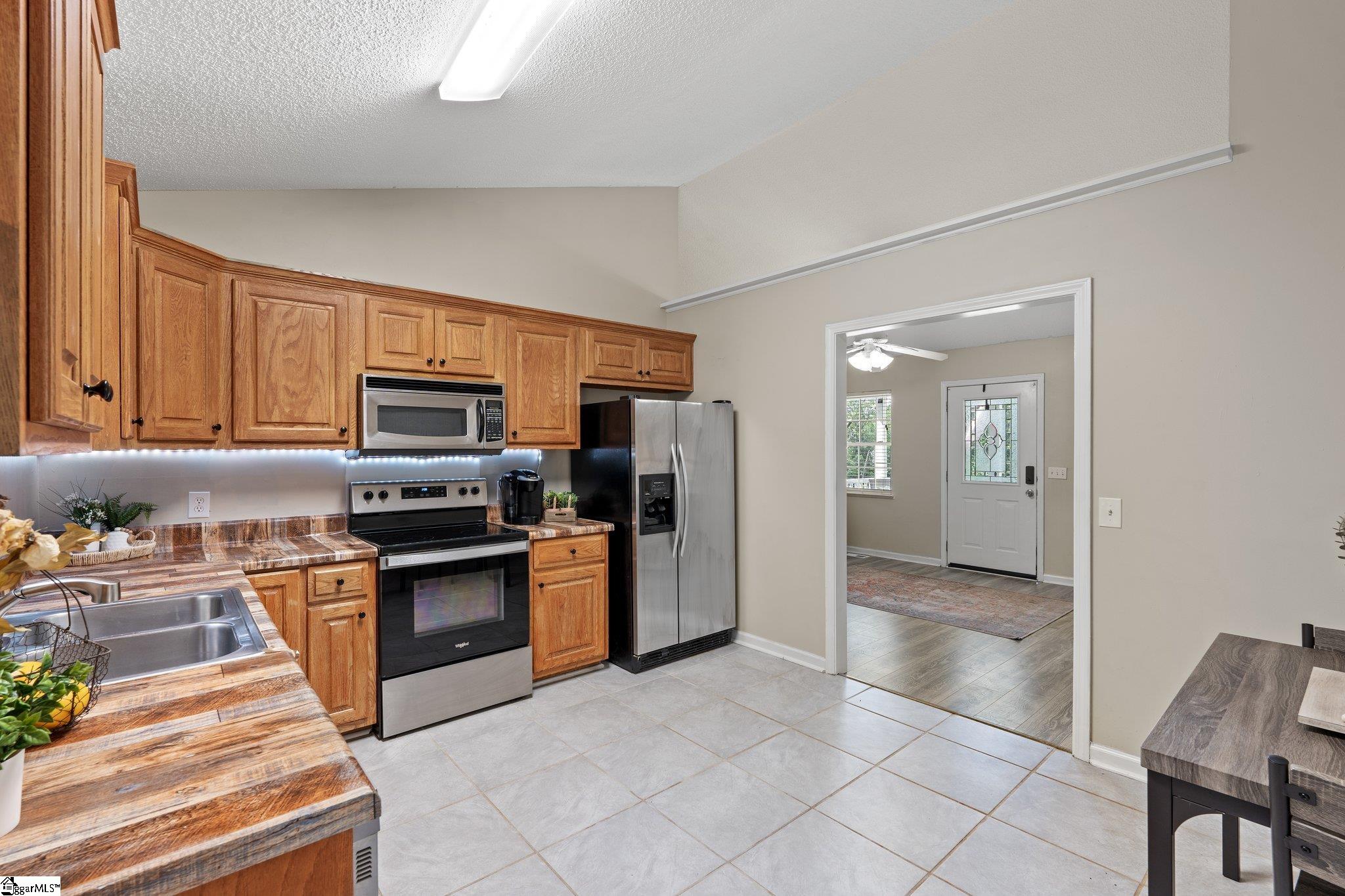 102 Homeland Road Pickens, SC 29671 - Photo 10 of 21 Gallery Image 10