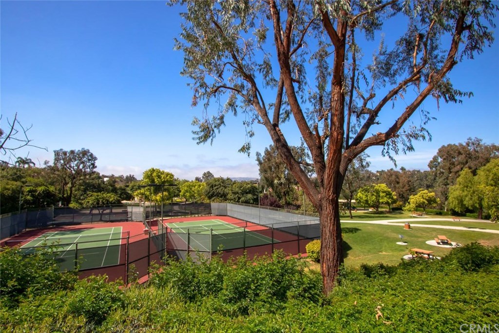 25471 Hillsboro Drive Laguna Niguel, CA 92677 - Photo 6 of 9