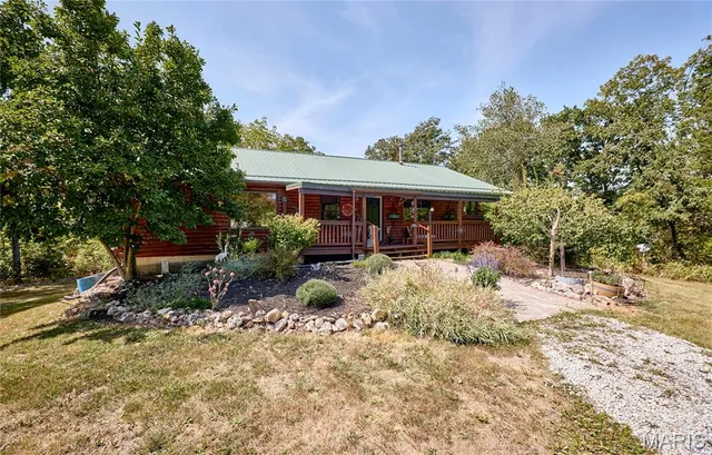 $549,900 | 24038 Lone Oak Lane, Warrenton, MO 63383