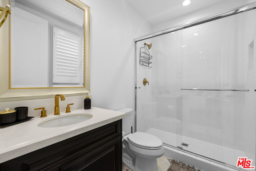 11734 Manchester Way Porter Ranch, CA 91326 - Photo 20 of 55 Gallery Image 20